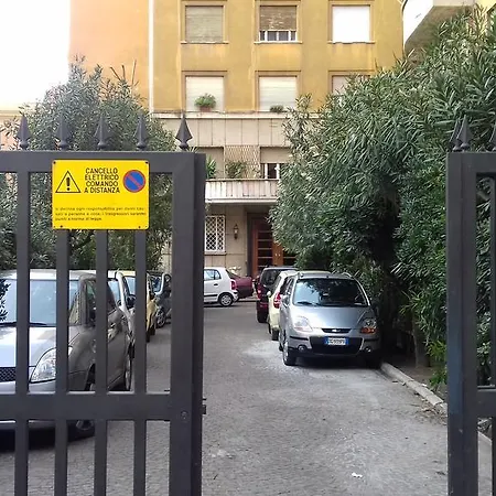 Apartment Vatican Suite *